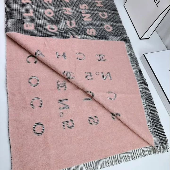 スーパーコピー シャネル マフラー