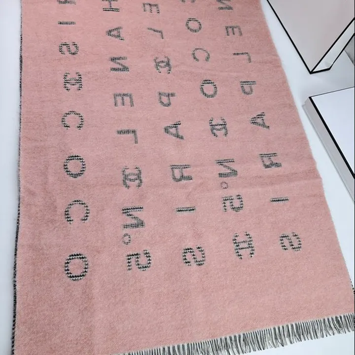 スーパーコピー シャネル マフラー