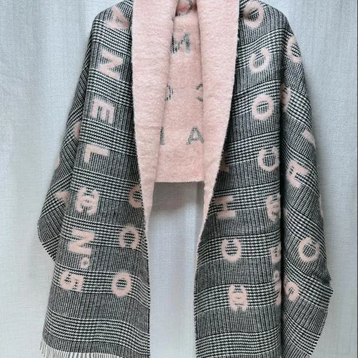 スーパーコピー シャネル マフラー