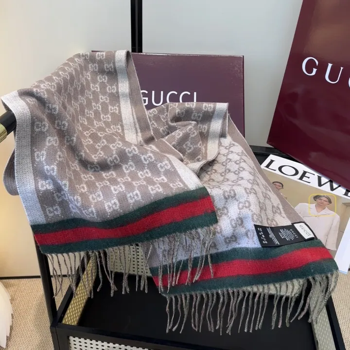 スーパーコピー グッチ マフラー