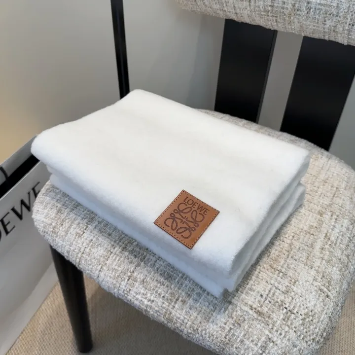 スーパーコピー ロエベ マフラー