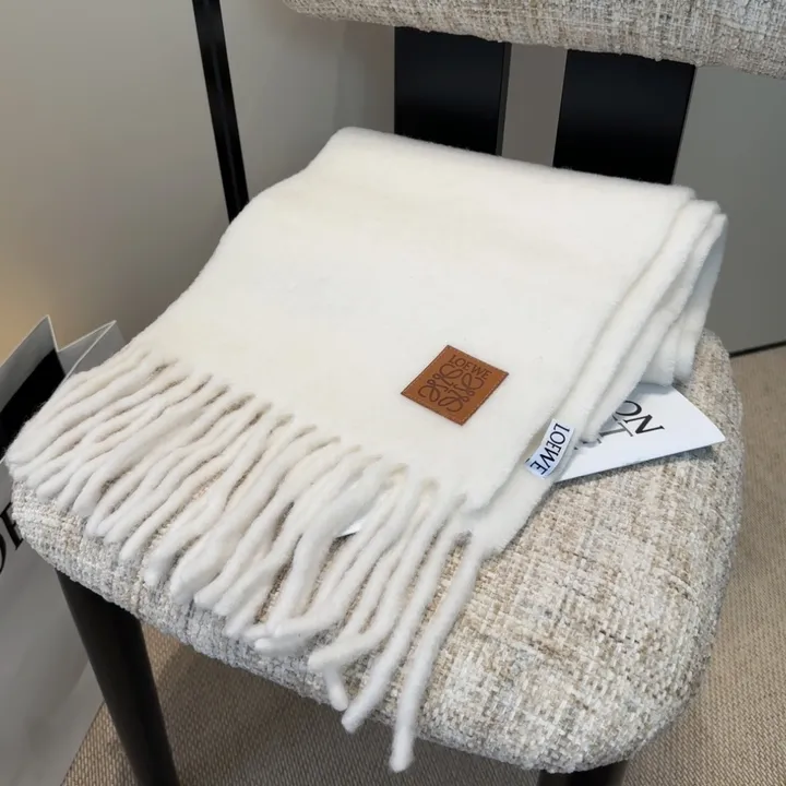 スーパーコピー ロエベ マフラー