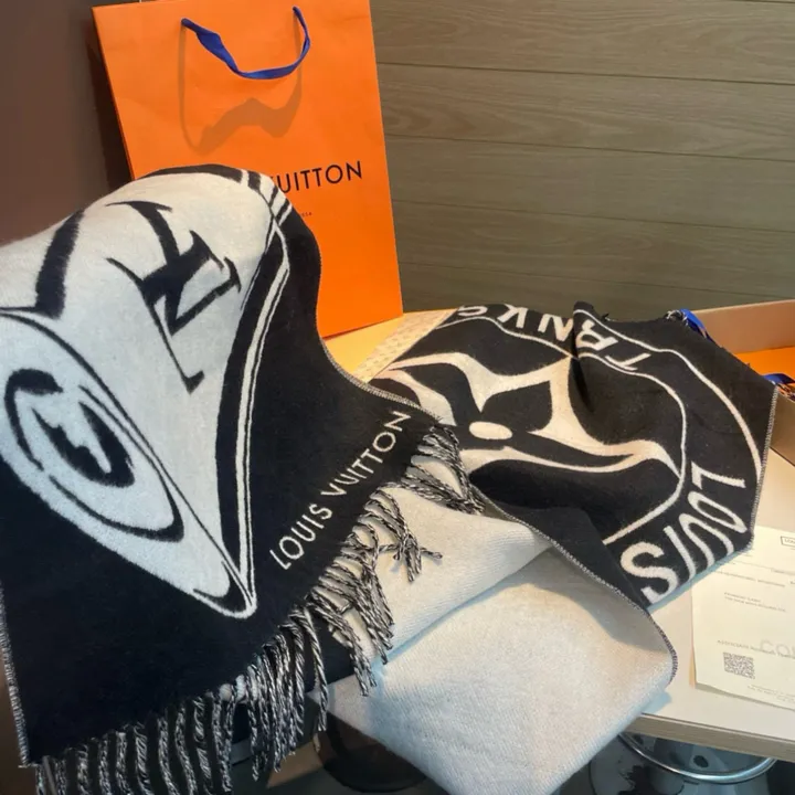 スーパーコピー ルイヴィトン マフラー