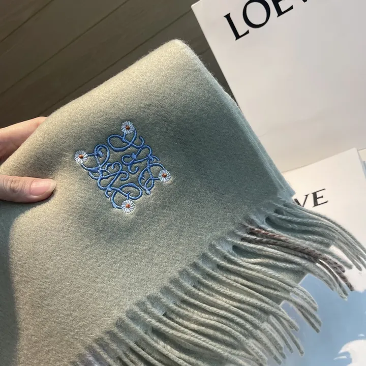 スーパーコピー ロエベ マフラー