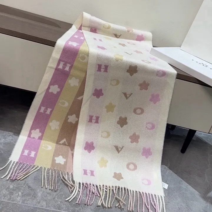 スーパーコピー コーチ マフラー