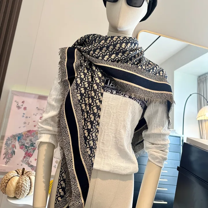 スーパーコピー ディオール マフラー