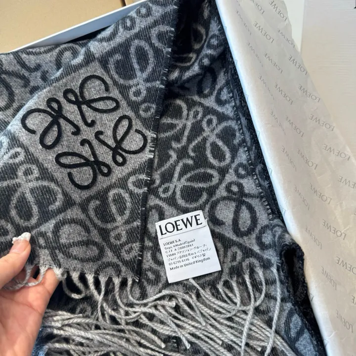 スーパーコピー ロエベ マフラー