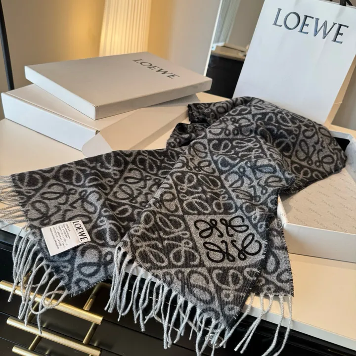 スーパーコピー ロエベ マフラー