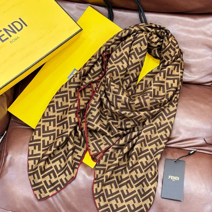 スーパーコピー フェンディ マフラー