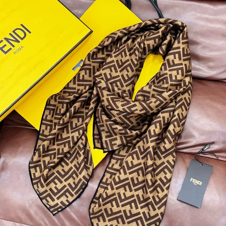 スーパーコピー フェンディ マフラー