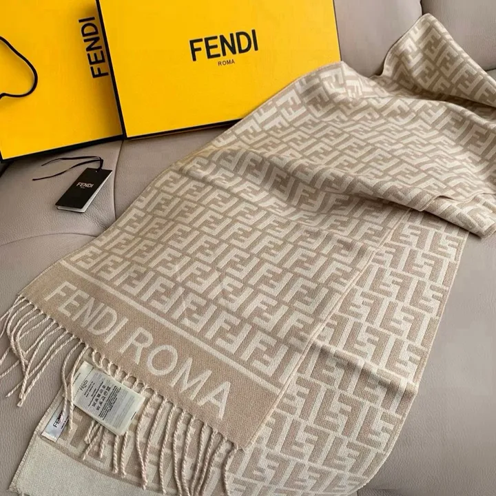 スーパーコピー フェンディ マフラー