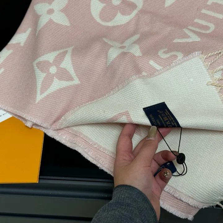 スーパーコピー ルイヴィトン マフラー