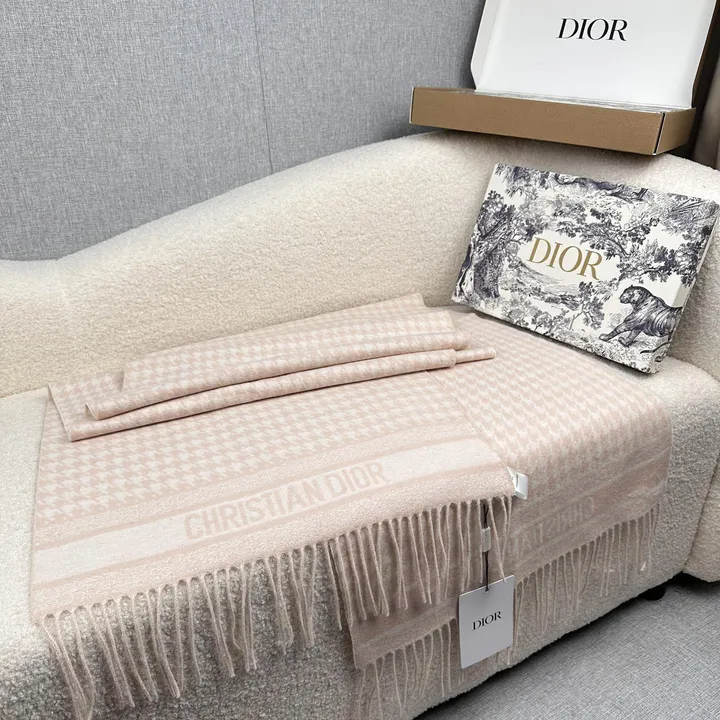 スーパーコピー ディオール マフラー