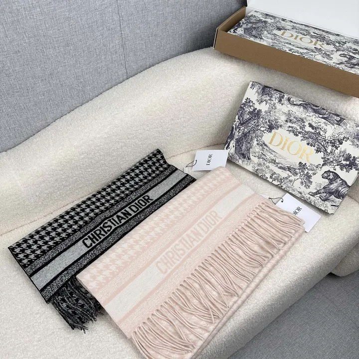 スーパーコピー ディオール マフラー