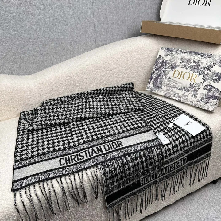 スーパーコピー ディオール マフラー