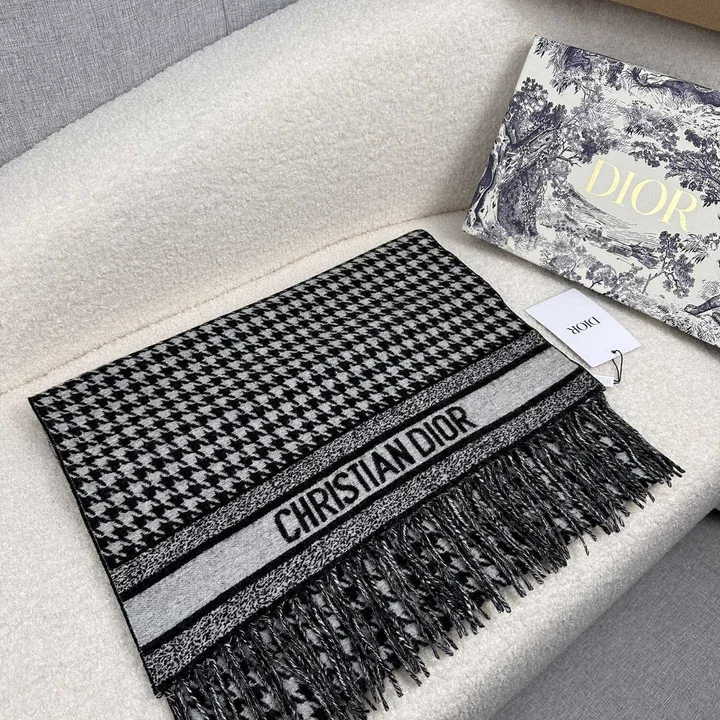 スーパーコピー ディオール マフラー