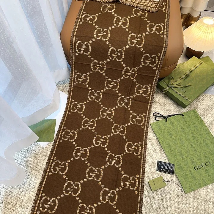 スーパーコピー グッチ マフラー