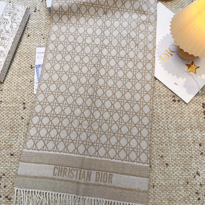 スーパーコピー ディオール マフラー