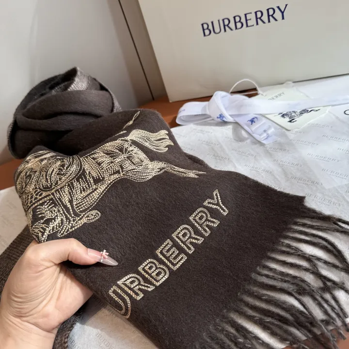 スーパーコピー バーバリー ス マフラー