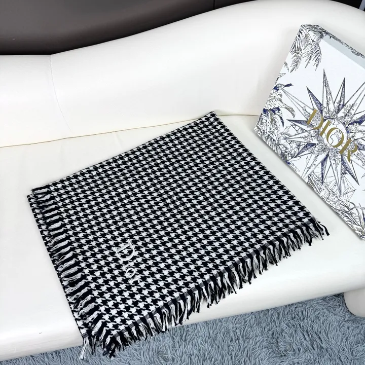 スーパーコピー ディオール マフラー