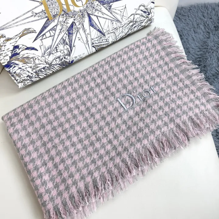 スーパーコピー ディオール マフラー