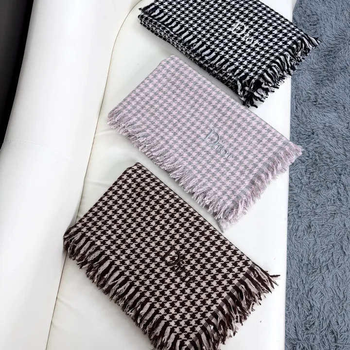 スーパーコピー ディオール マフラー