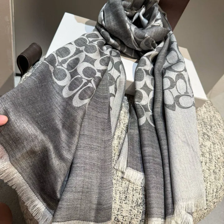 スーパーコピー コーチ マフラー