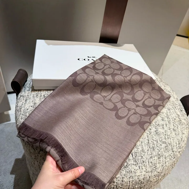 スーパーコピー コーチ マフラー