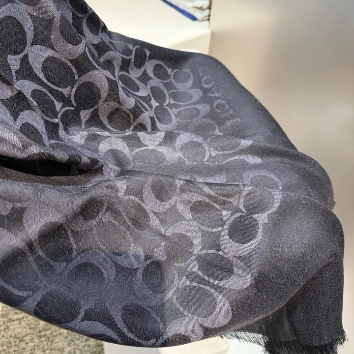 スーパーコピー コーチ マフラー