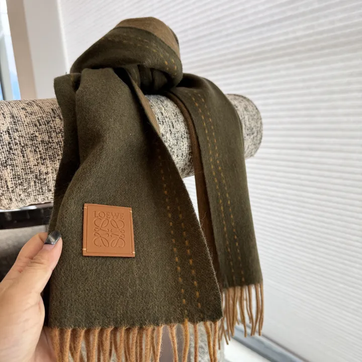 スーパーコピー ロエベ マフラー