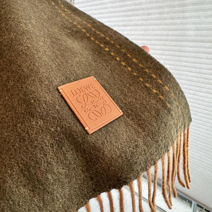 スーパーコピー ロエベ マフラー