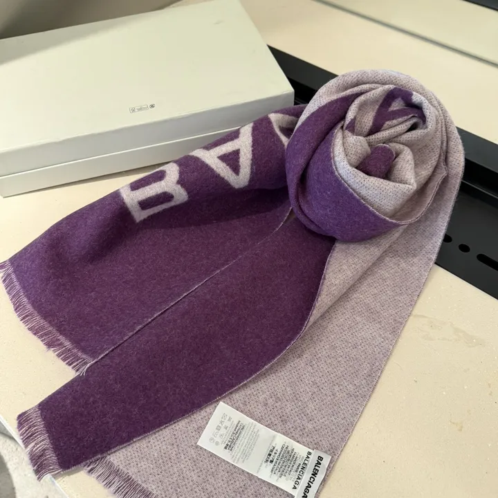 スーパーコピー セリーヌ マフラー