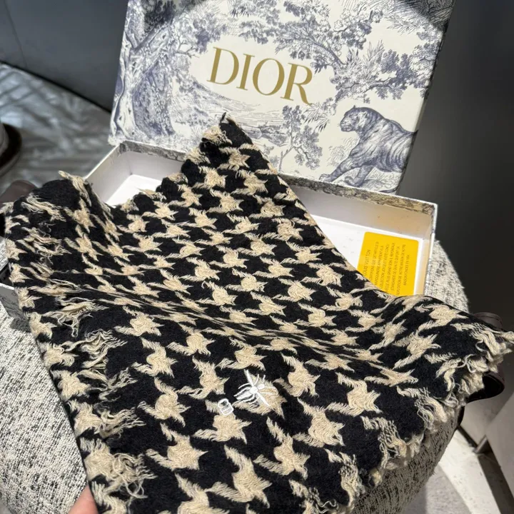 スーパーコピー ディオール マフラー