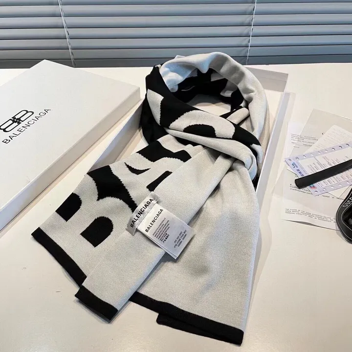 スーパーコピー セリーヌ マフラー