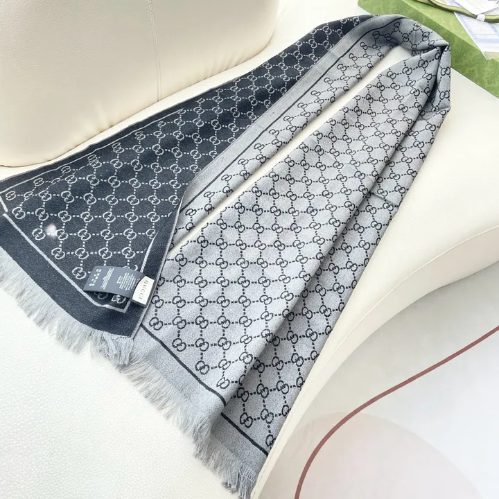 スーパーコピー グッチ マフラー