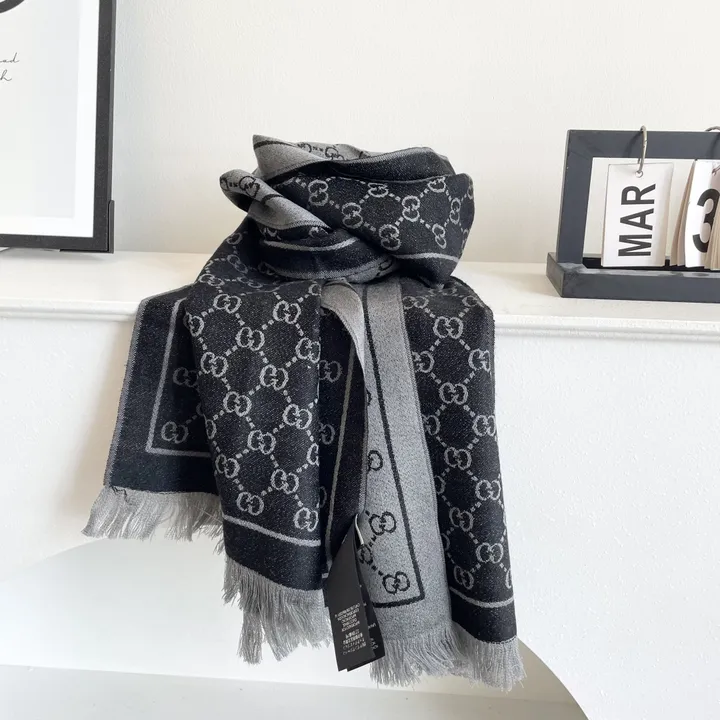 スーパーコピー グッチ マフラー