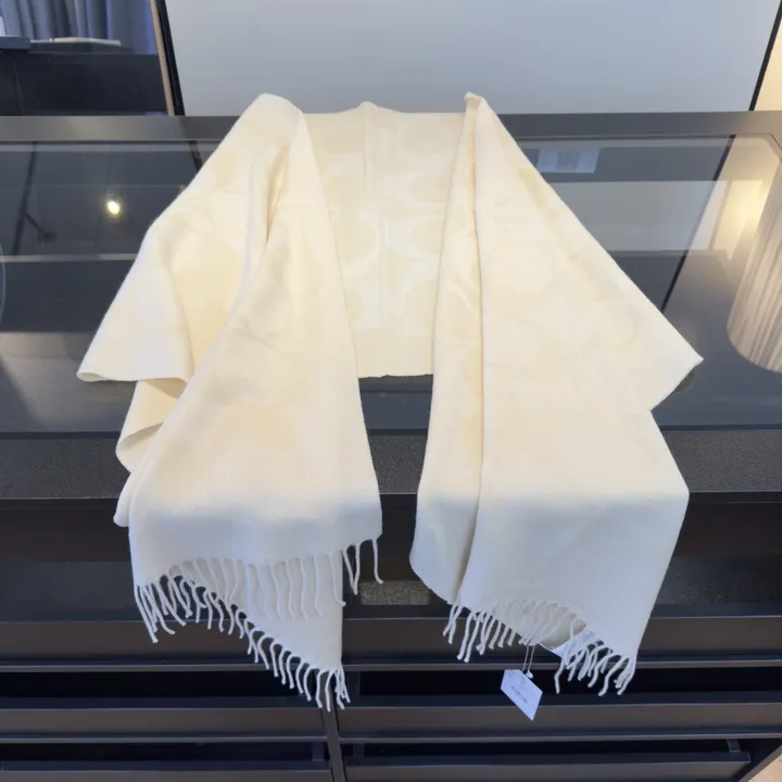 スーパーコピー コーチ マフラー