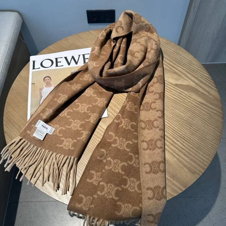 スーパーコピー セリーヌ マフラー