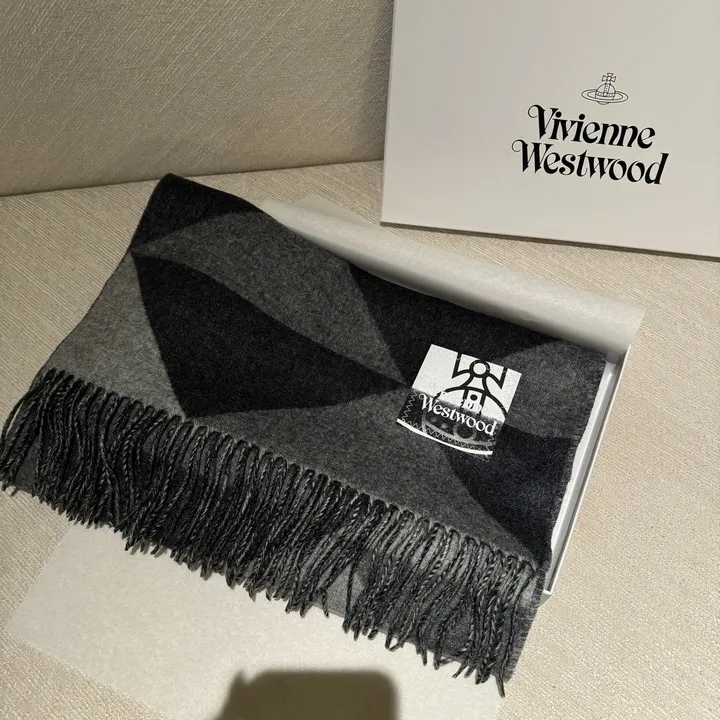 スーパーコピー ミュウミュウ マフラー