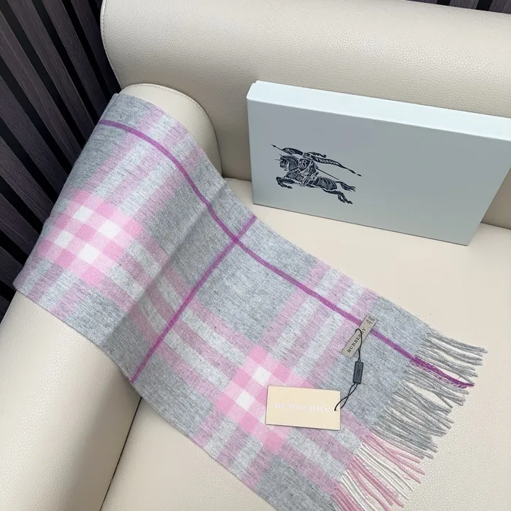 スーパーコピー バーバリー ス マフラー