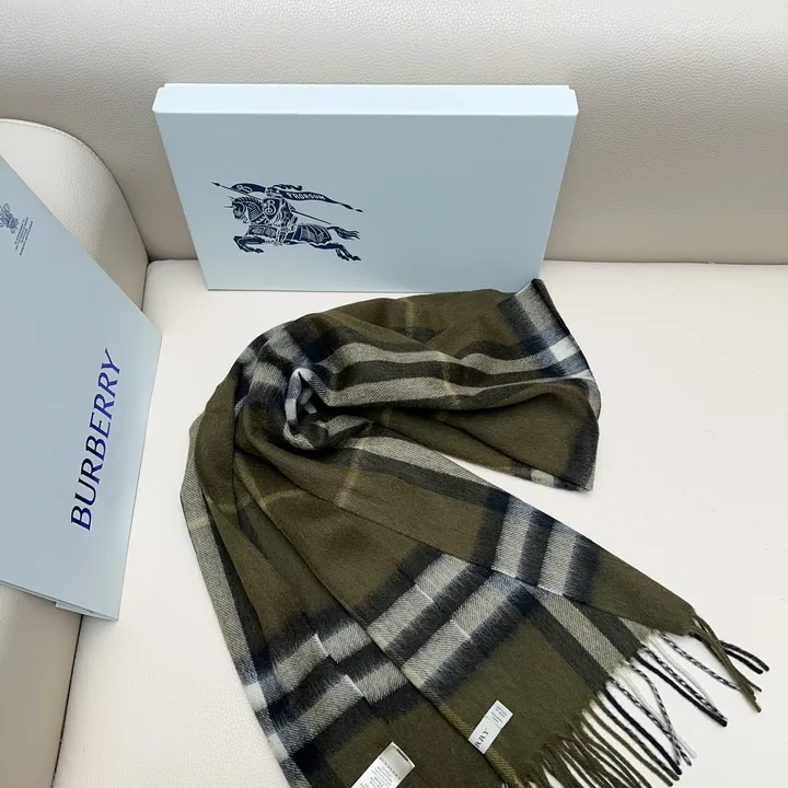 スーパーコピー バーバリー ス マフラー