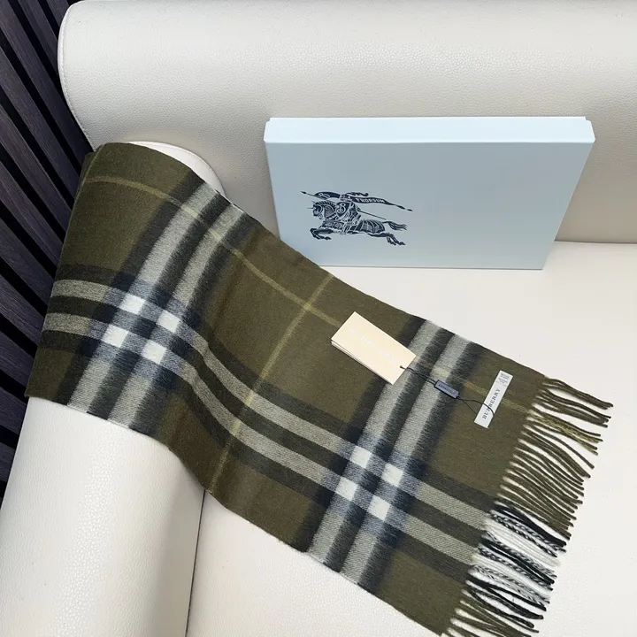 スーパーコピー バーバリー ス マフラー