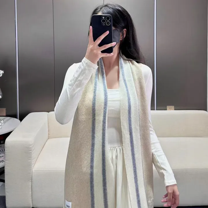 スーパーコピー バーバリー ス マフラー