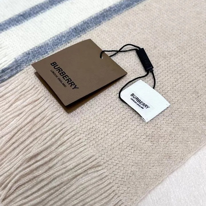 スーパーコピー バーバリー ス マフラー