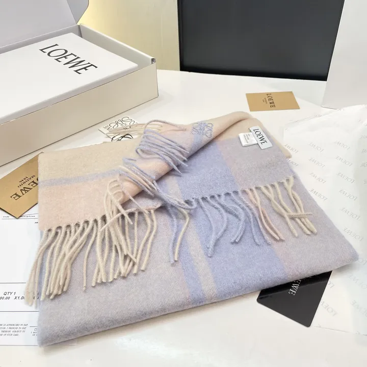 スーパーコピー ロエベ マフラー