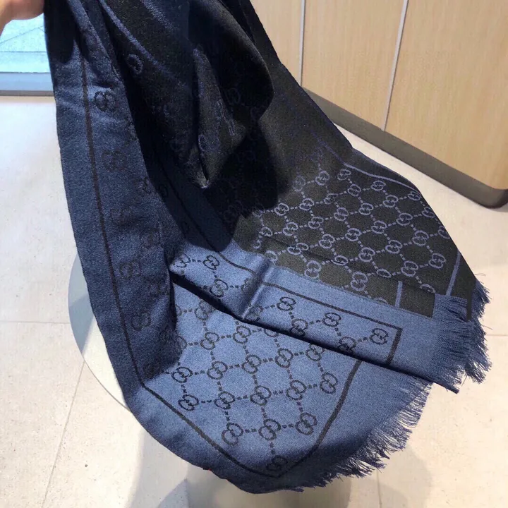 スーパーコピー グッチ マフラー