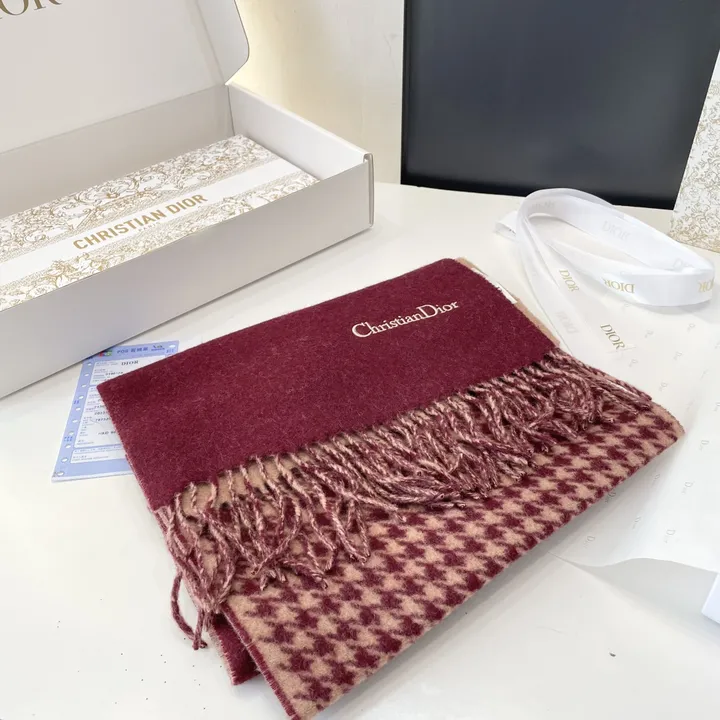 スーパーコピー ディオール マフラー