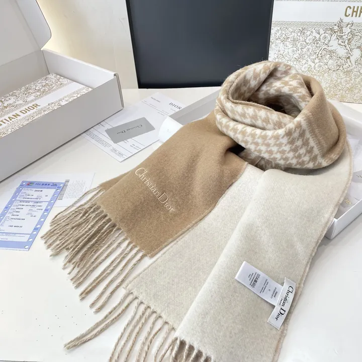 スーパーコピー ディオール マフラー