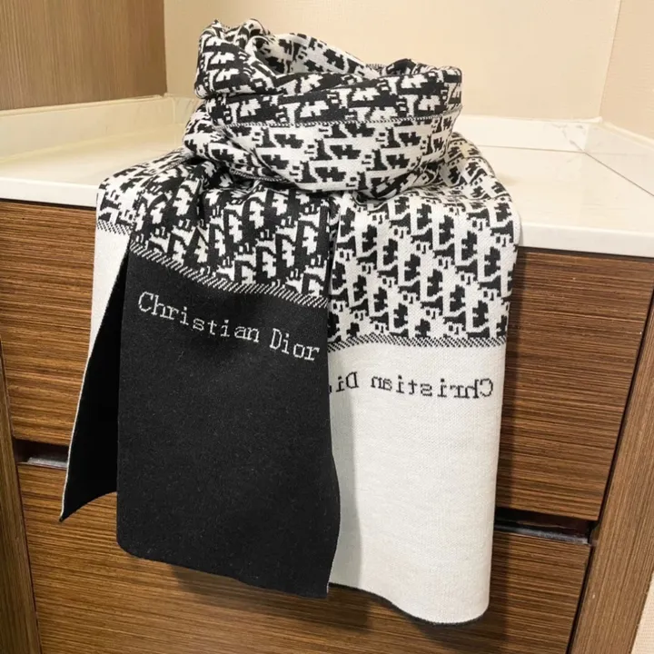 スーパーコピー ディオール マフラー