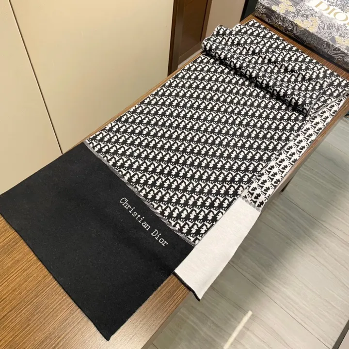 スーパーコピー ディオール マフラー